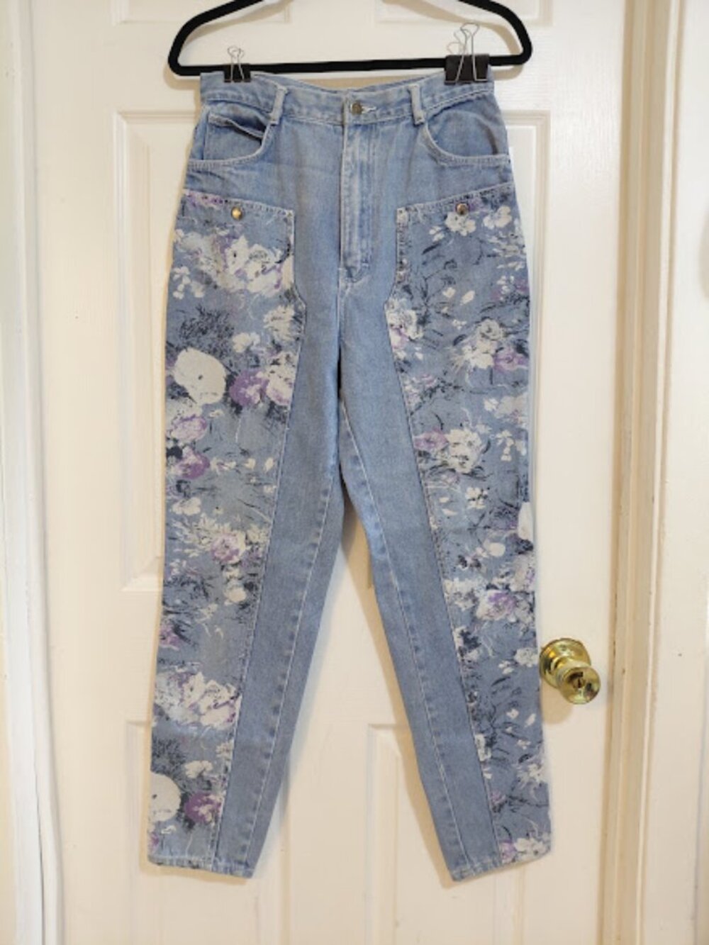Vintage 80s 90s Gitano Blue & Purple Floral 100% Cotton Denim Tapper Fit Jeans